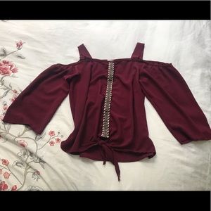 🌶 Burgundy off the shoulder top